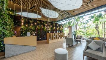 Body treatments, body scrubs, facials