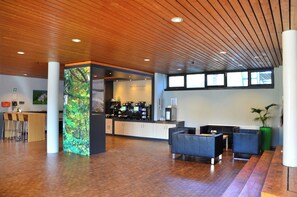 Reception hall - Bildungs- und Tagungshaus Haus Neuland (Bielefeld)