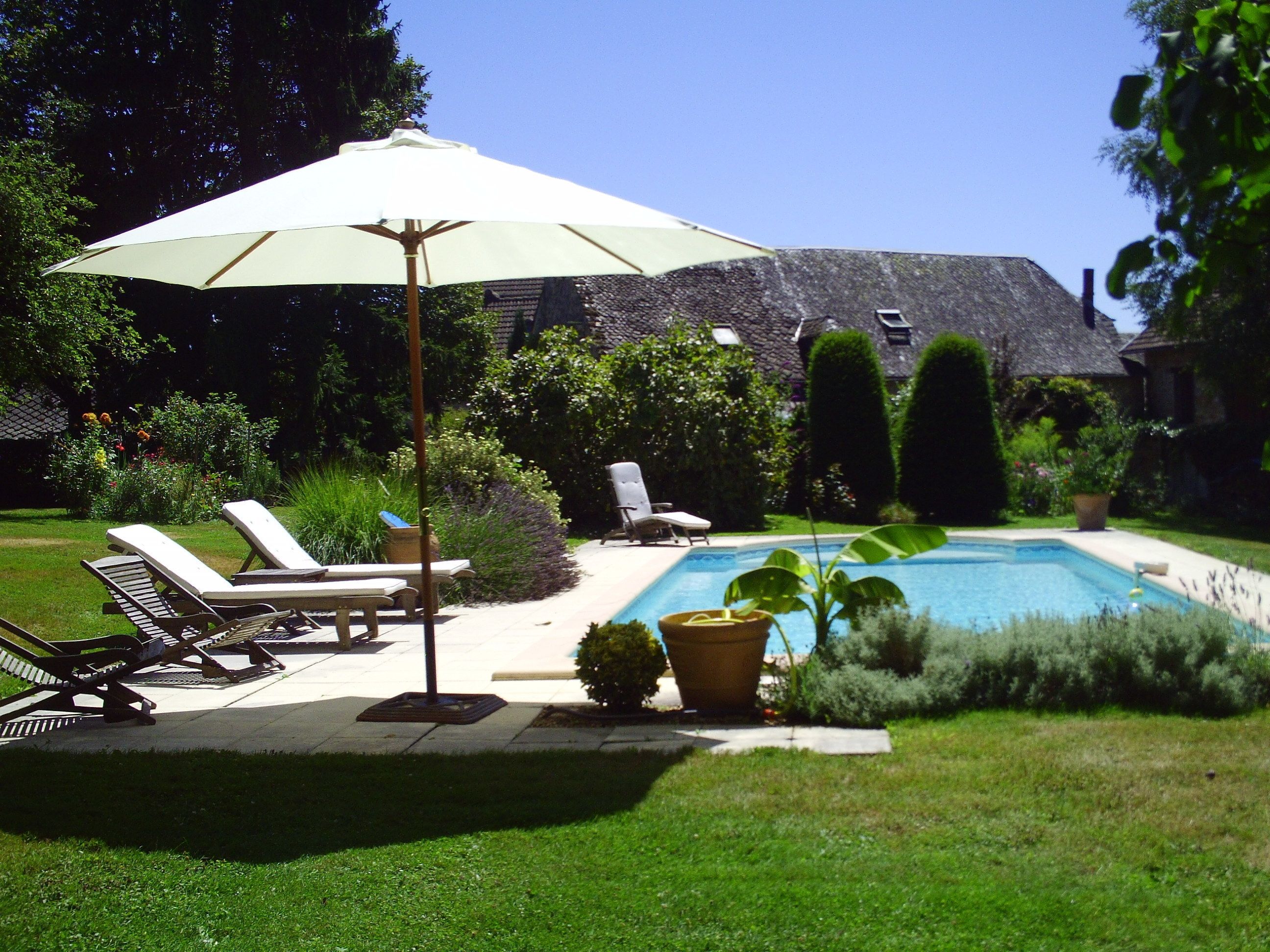 季節性室外泳池