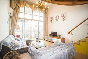 Signature-Loft | Schreibtisch, Verdunkelungsvorhänge, kostenloses WLAN
