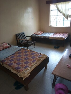 Desk, free WiFi, bed sheets