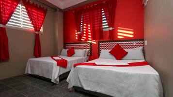 Deluxe Quadruple Room | Iron/ironing board