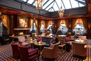 Bar (on property) - Grand Hotel Huis ter Duin (Noordwijk)