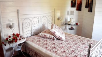 Doppelzimmer | Bügeleisen/Bügelbrett, Zustellbetten, kostenloses WLAN, Bettwäsche