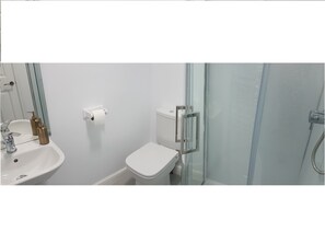 Classic-Doppelzimmer, mit Bad | Badezimmer