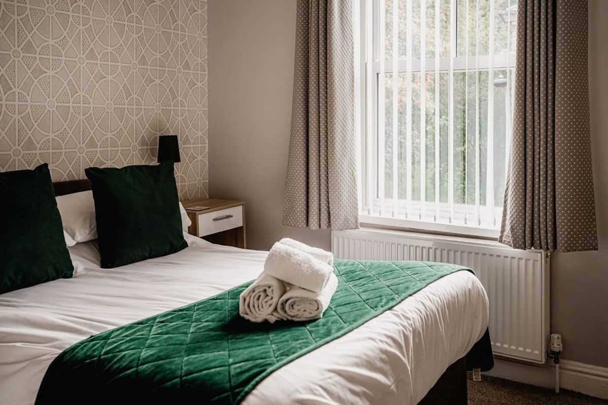 Classic-Doppelzimmer, mit Bad, Gartenblick