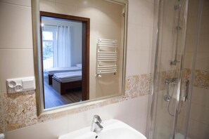 Hair dryer, towels