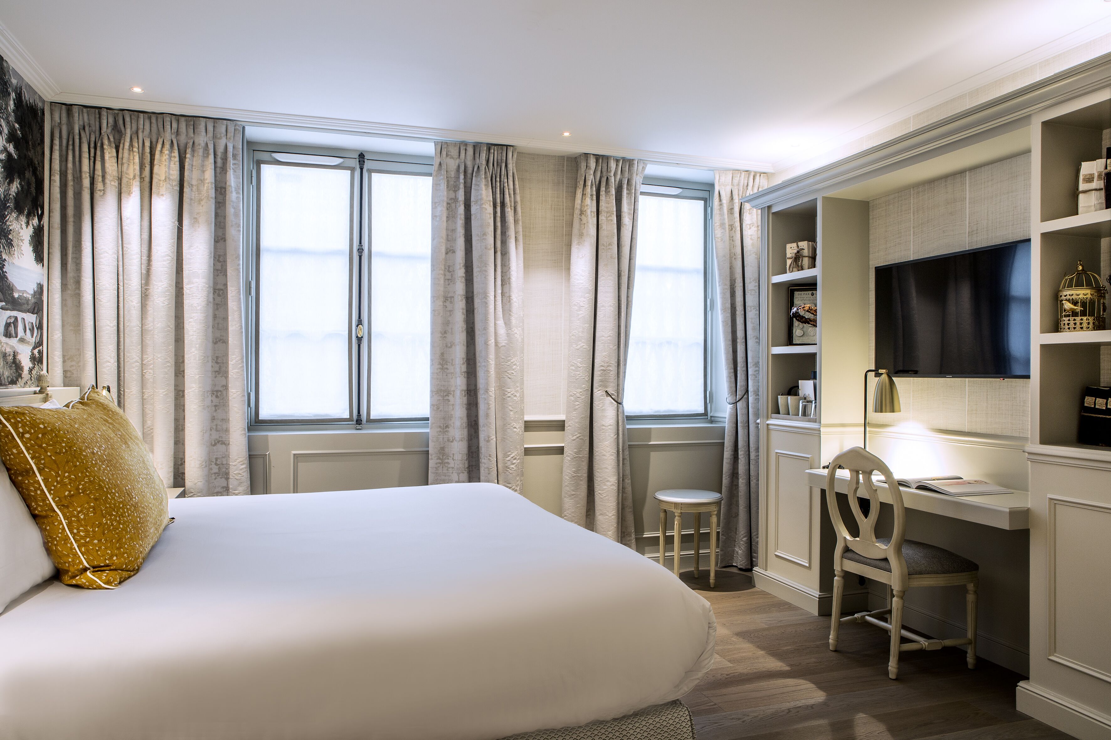 premium double room | 1 bedroom, in-room safe, blackout curtains, soundproofing