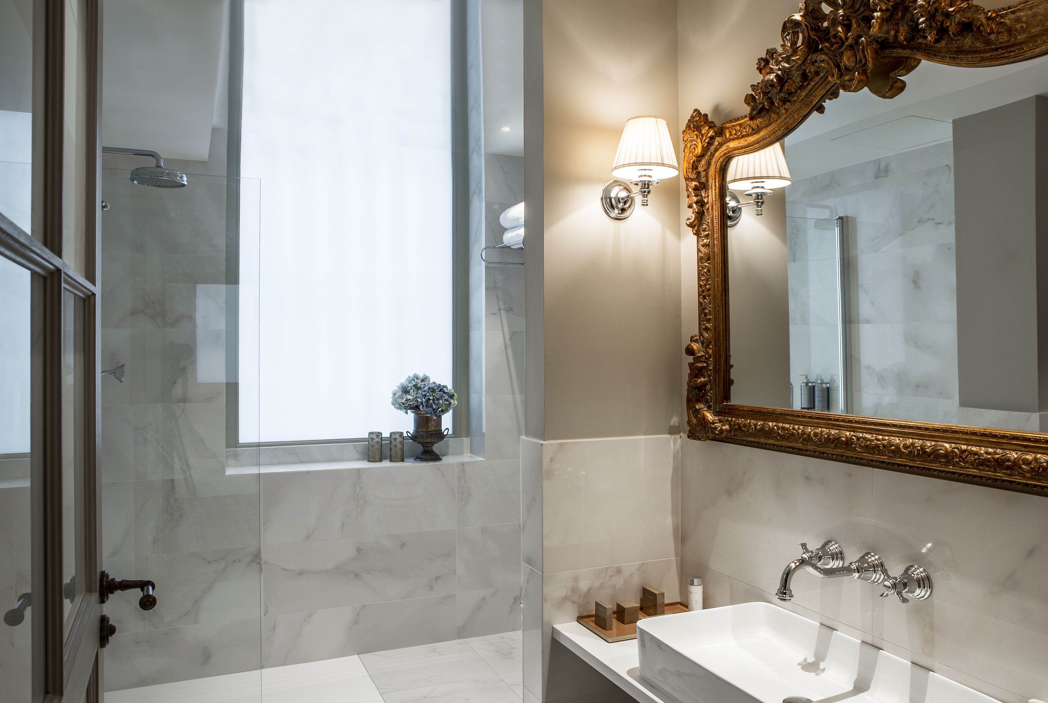 premium double room | bathroom | free toiletries, hair dryer, bathrobes, slippers