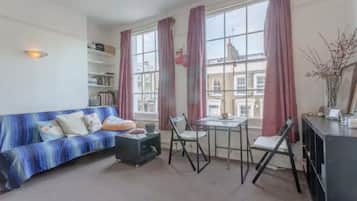 Apartment, 1 Bedroom | Living room