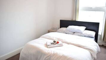 Apartment, 1 Bedroom | 2 bedrooms, laptop workspace, iron/ironing board, free wired internet