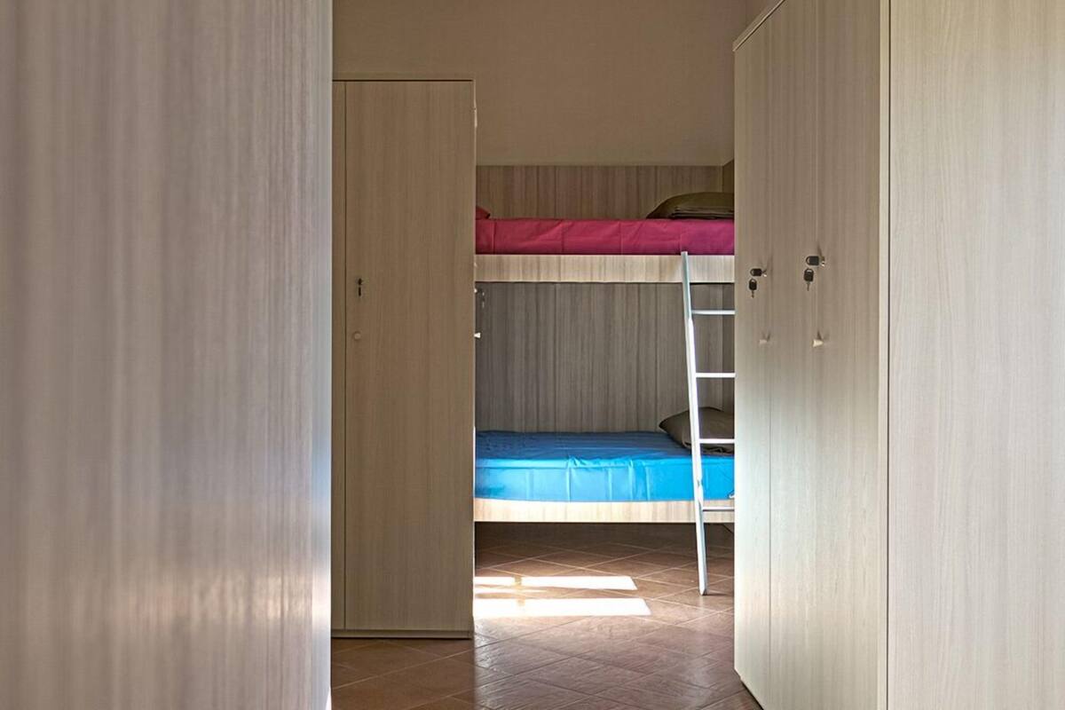 Habitación familiar | Wifi gratis y ropa de cama