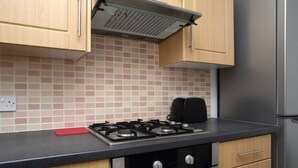 Unclassified image, 3 of 20, button - Stylish 2 Bedroom Bruntsfield Apartment in Edinburgh (Edinburgh)