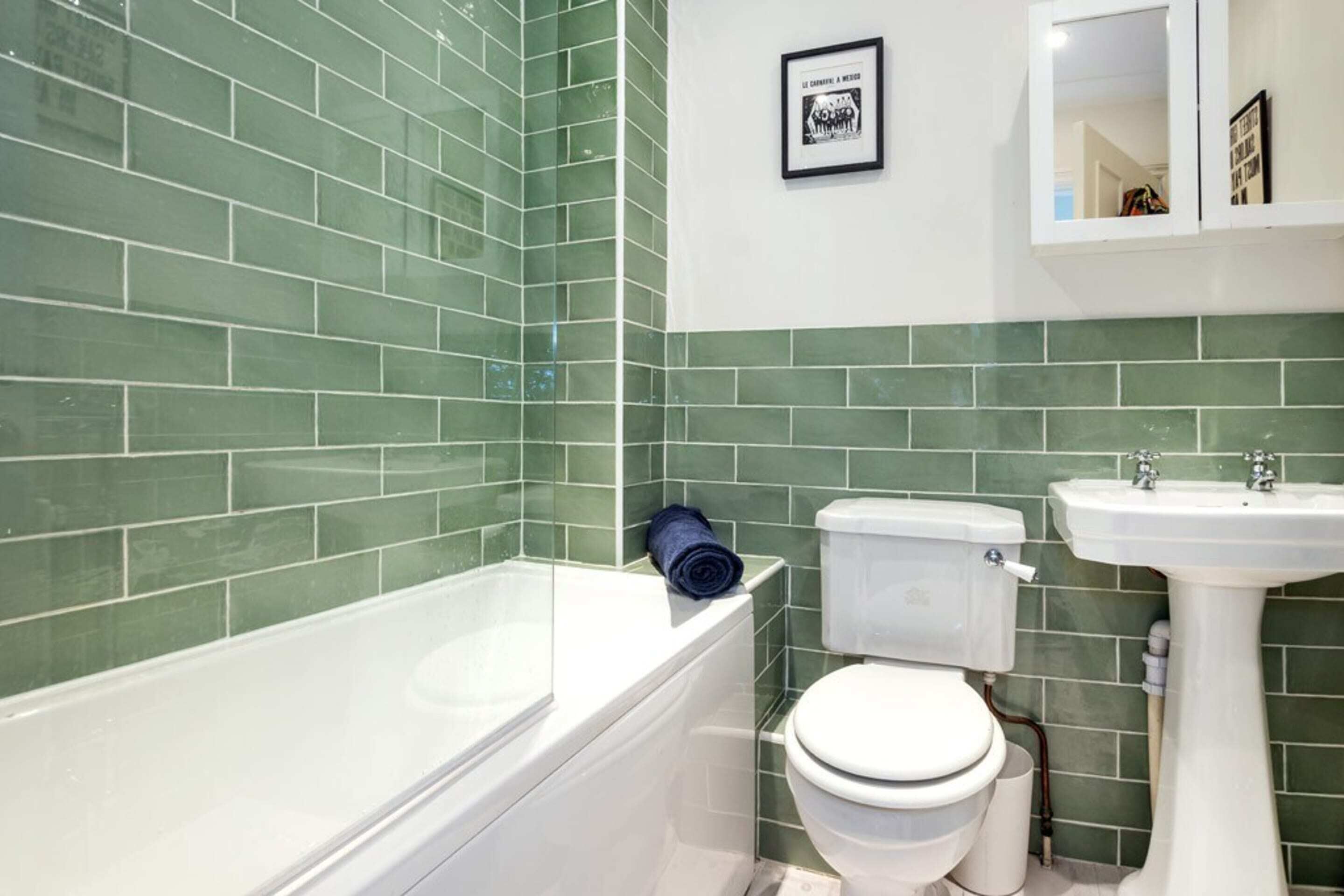 Gorgeous Central Apartment With Sea Views