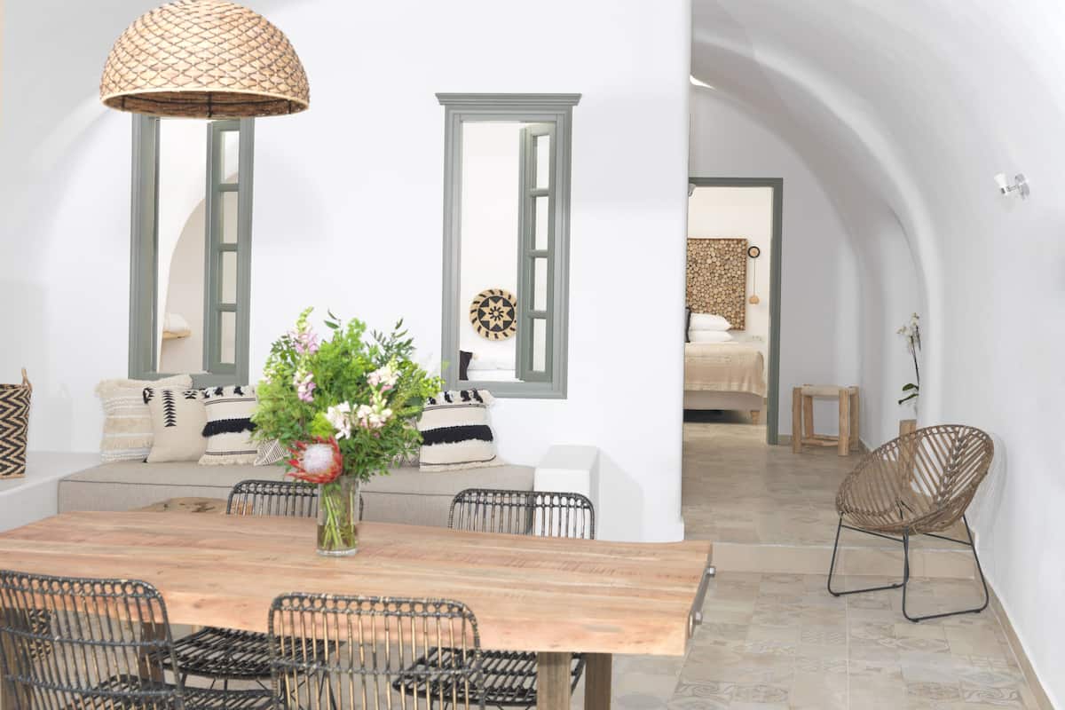 Traditional House, 2 Bedrooms, Private Pool (Plunge) | Egyptian cotton sheets, premium bedding, in-room safe, soundproofing