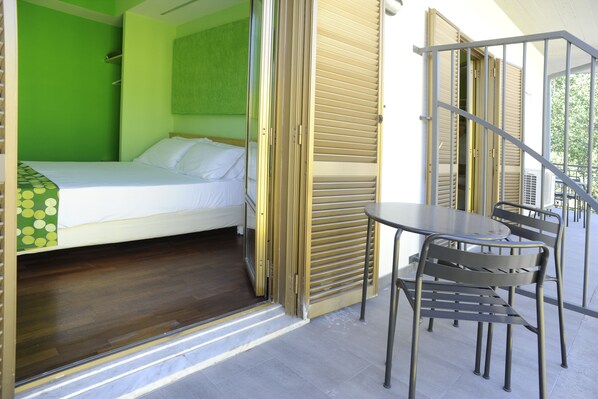 Chambre Double, chambres communicantes | Terrasse/Patio