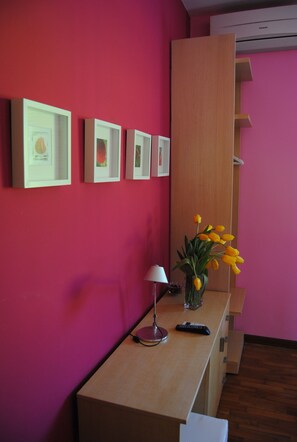 트리플룸 | 미니바, 책상, 방음 설비, 무료 WiFi