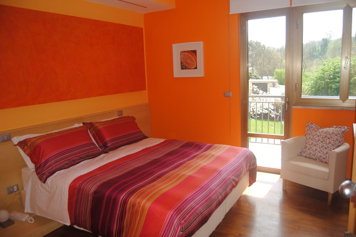 Quarto casal | Frigobar, escrivaninha, quartos à prova de som, Wi-Fi de cortesia