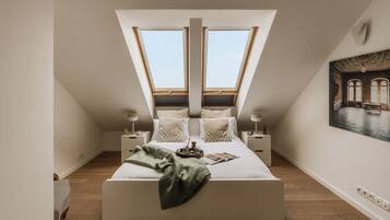 Ático | 2 dormitorios, escritorio, tabla de planchar con plancha