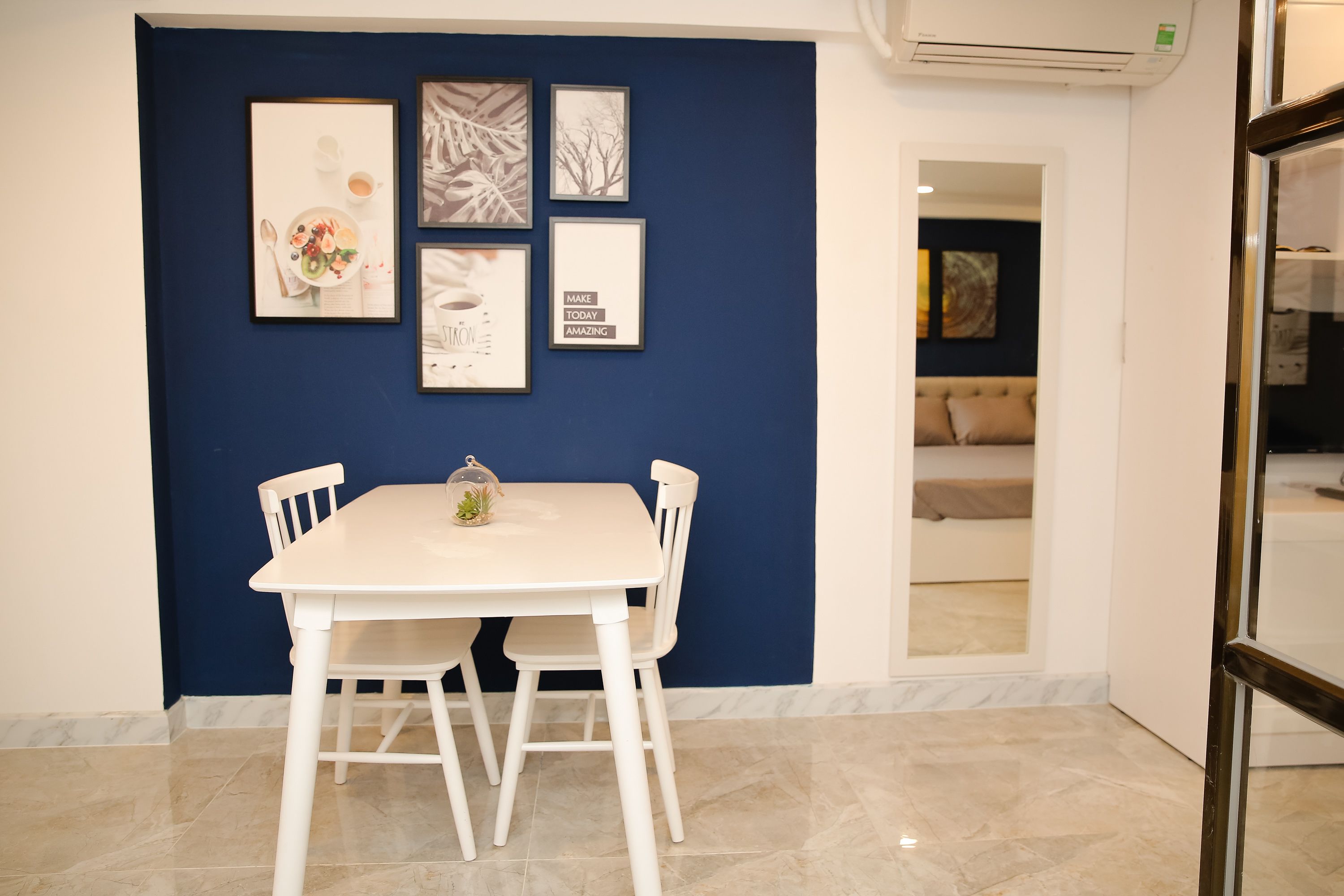 Deluxe Studio | Minibar, in-room safe, desk, soundproofing