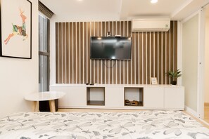 Minibar, in-room safe, desk, soundproofing