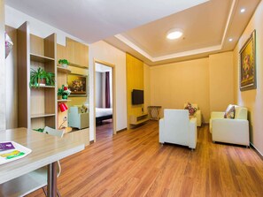 In-room safe, desk, blackout drapes, soundproofing