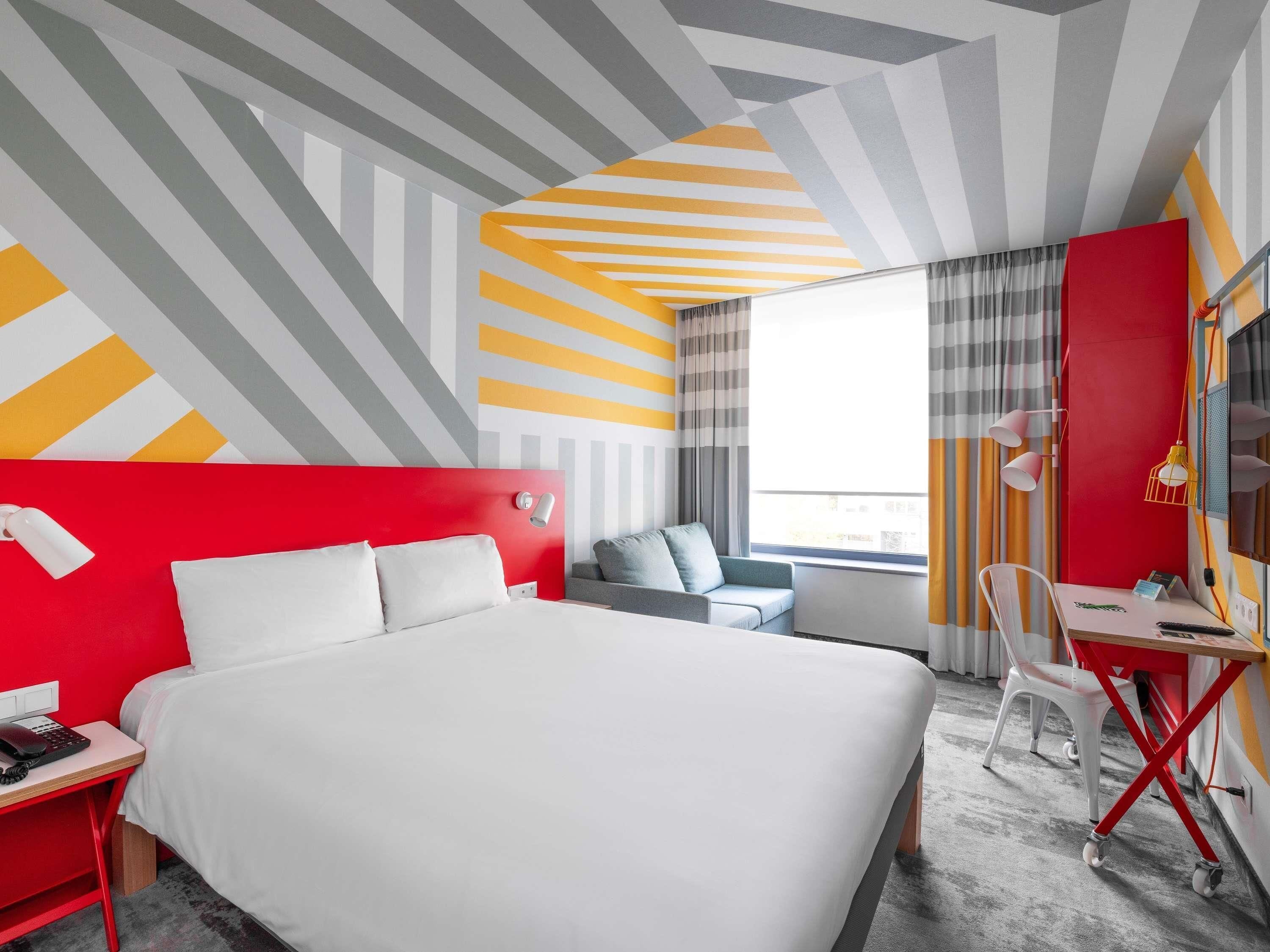 Chambre Supérieure, 1 lit double et 1 canapé-lit