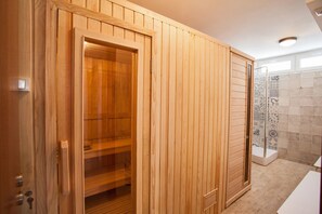 Steam room - Albergue de Sonia - Hostel (Fisterra)