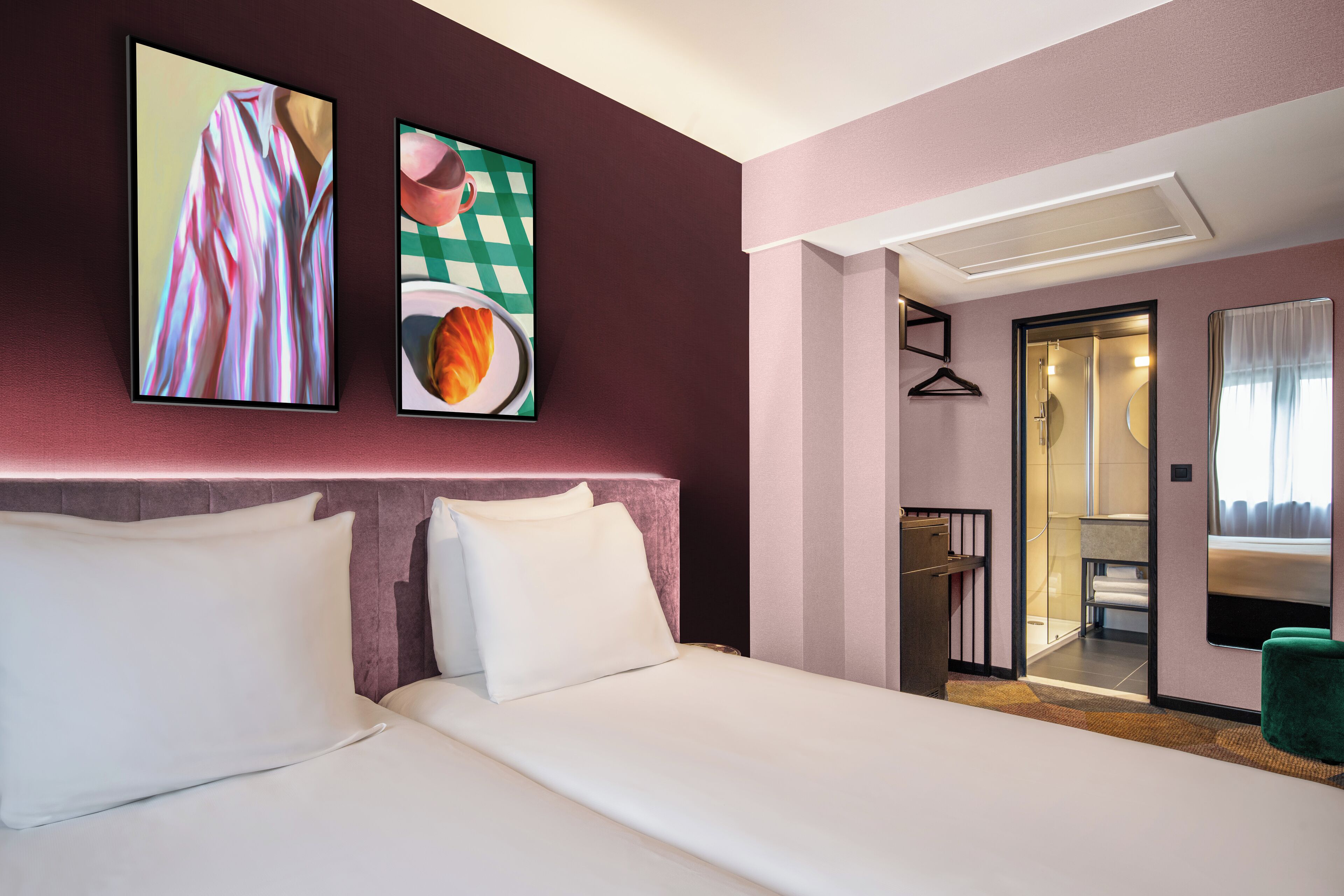 medium room - twin beds | 1 bedroom, premium bedding, in-room safe, blackout curtains