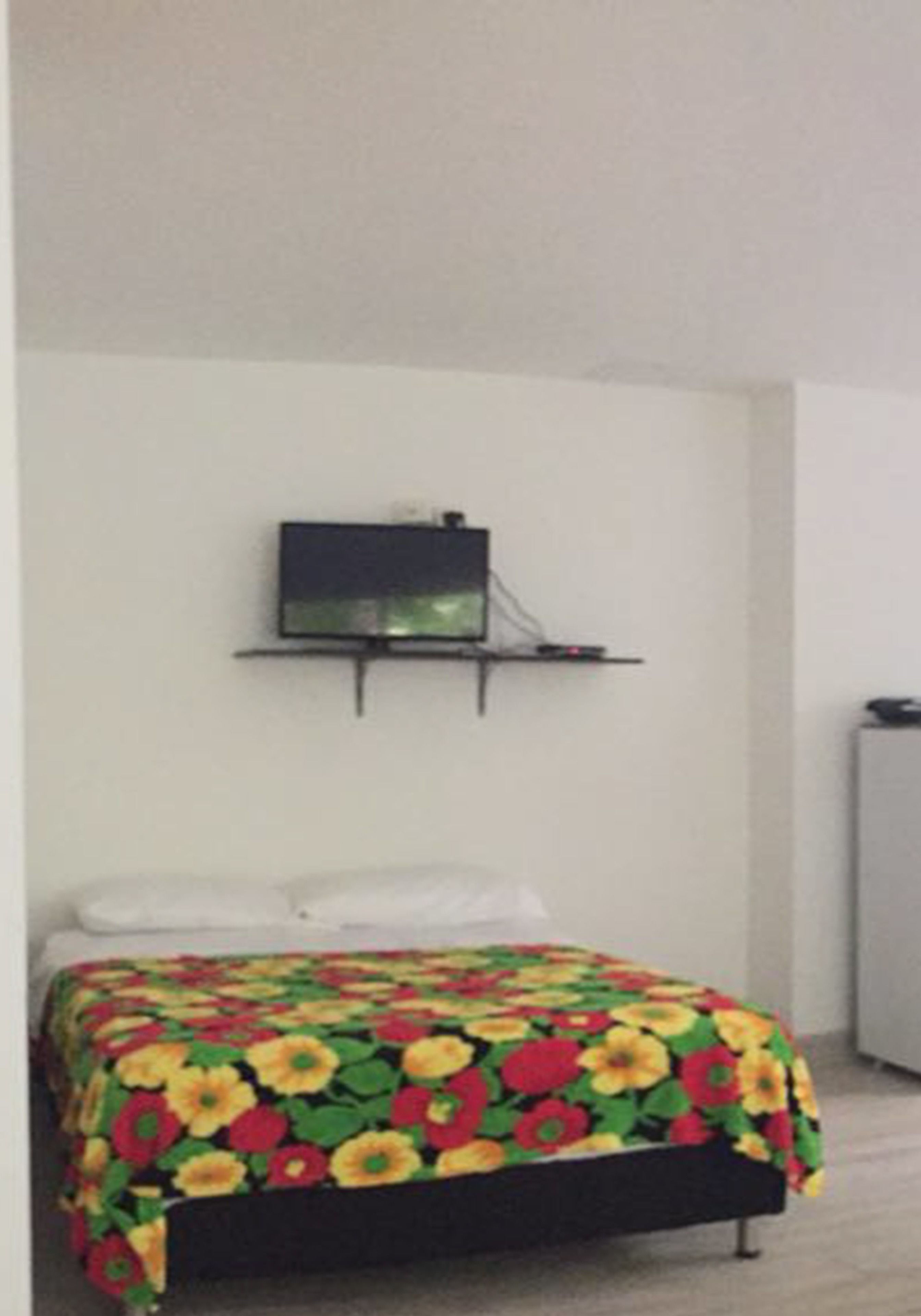 double room, 2 double beds | laptop workspace, free wifi