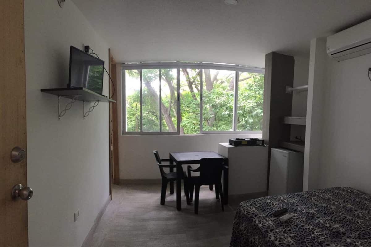 standard double room, 1 double bed | laptop workspace, free wifi