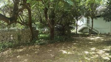 Parkir mandiri gratis