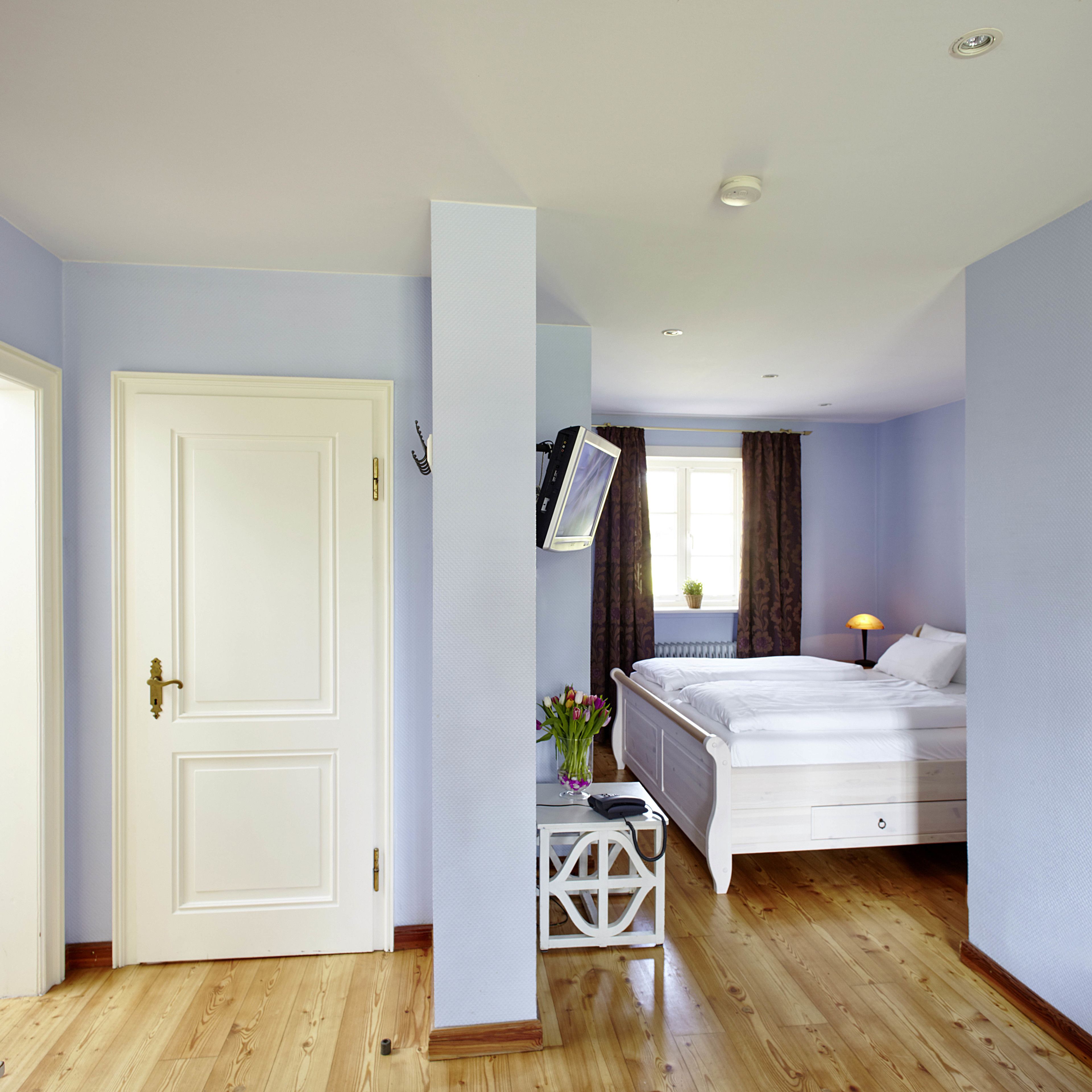 comfort double room | free wifi, bed sheets