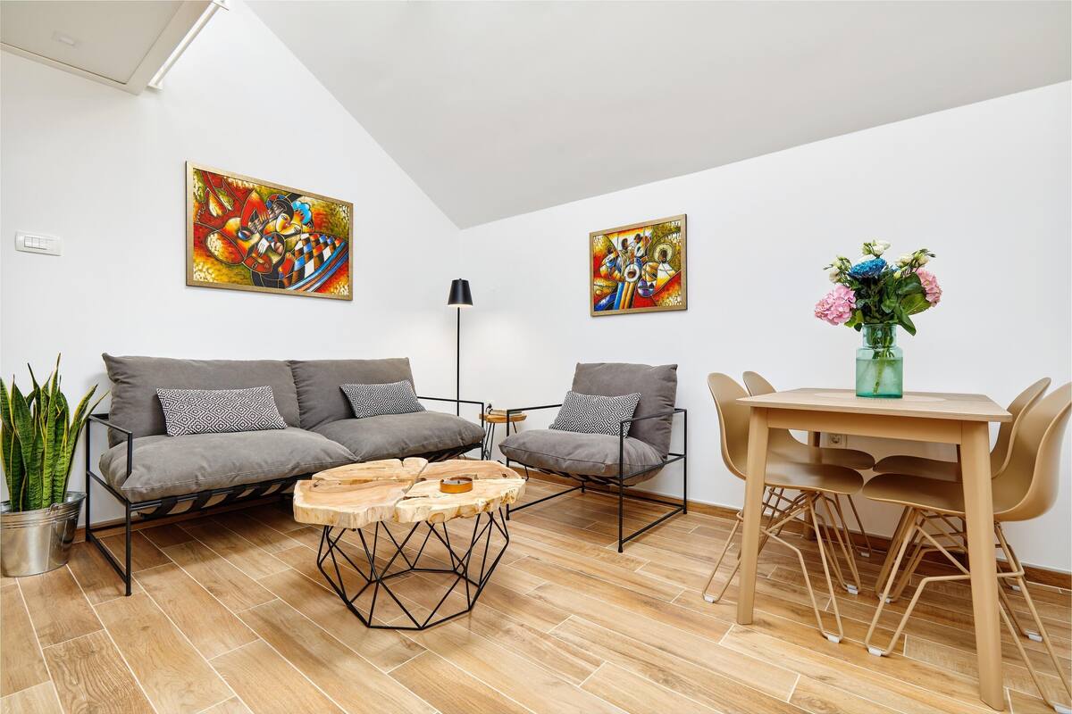 Design Apartment, Mountain View | Living room