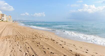 TURIA - Modern apartment on the beachfront
