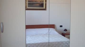 Camera doppia, bagno condiviso