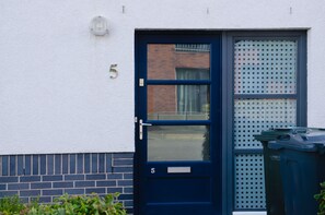 Front of property - Elforma - Tudsbery House (Edinburgh)
