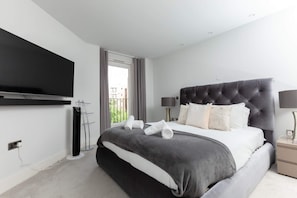 Apartment (3 Bedrooms)