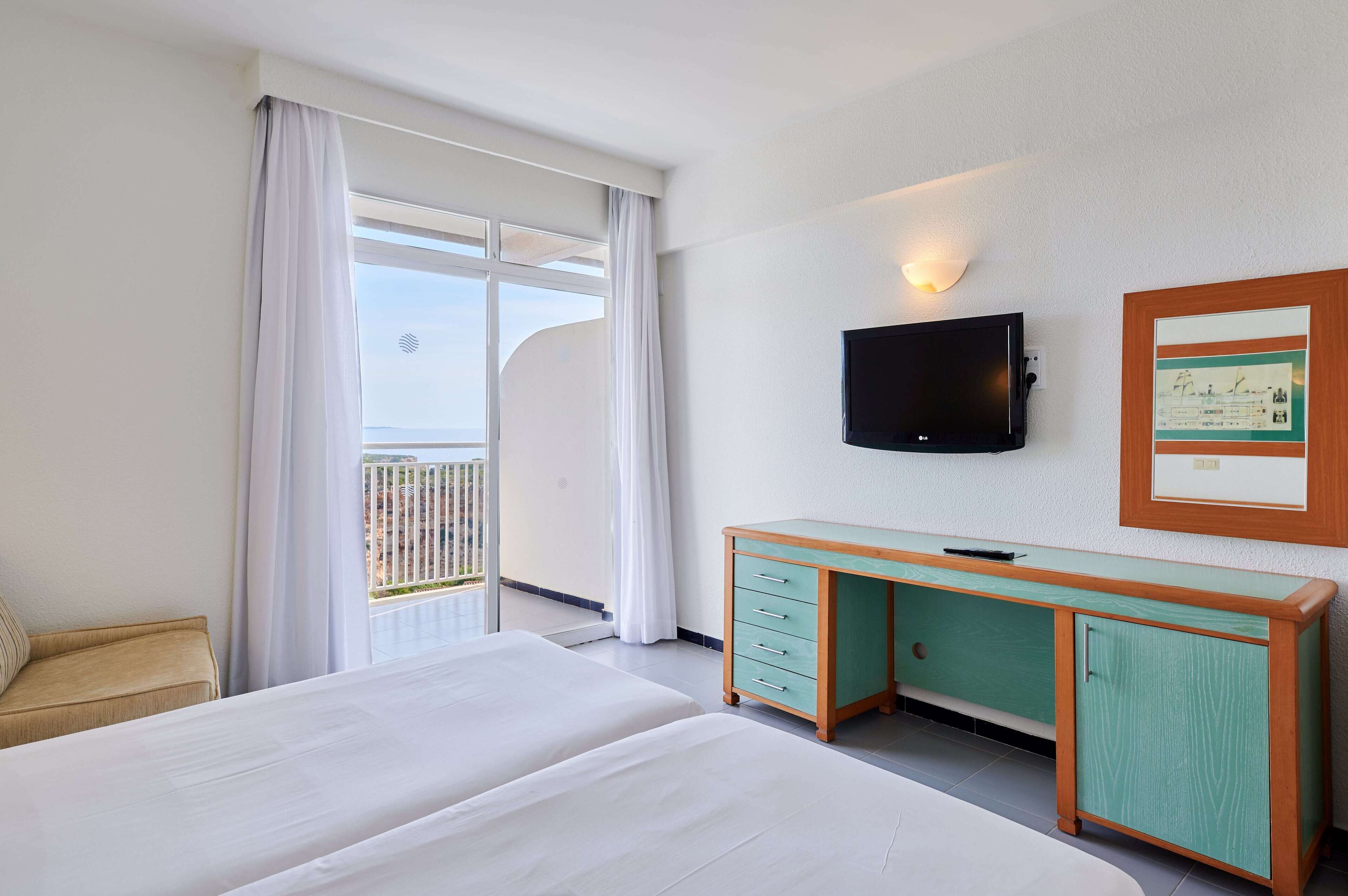 Photo - AluaSun Cala Antena - All Inclusive