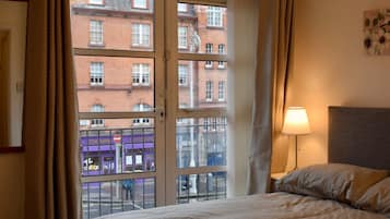 Apartment (2 Bedrooms) | 2 bedrooms, premium bedding, laptop workspace, iron/ironing board