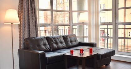 2 Bed Historical Christchurch With Parking