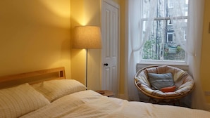 Apartment (2 Bedrooms) | 2 bedrooms, premium bedding, laptop workspace, iron/ironing board