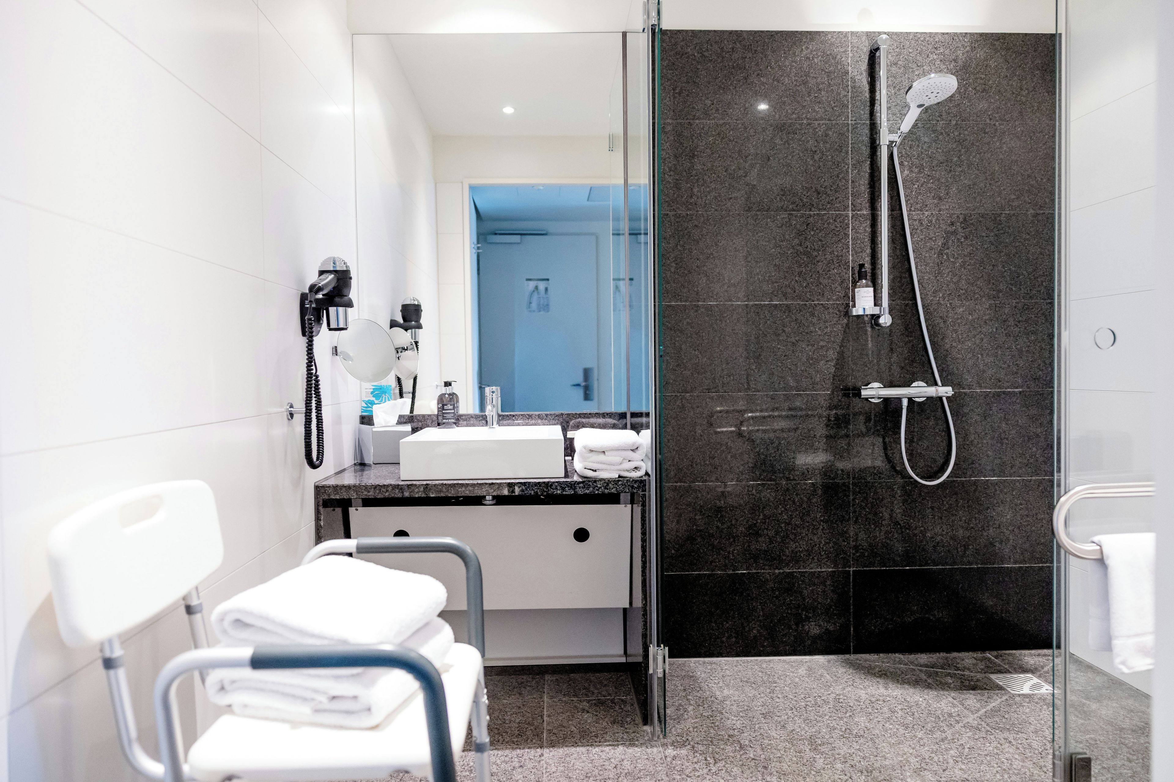 Photo - Motel One Frankfurt-Römer