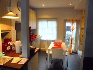 Tower Cottage | Private kitchen | Microwave, oven, stovetop, highchair