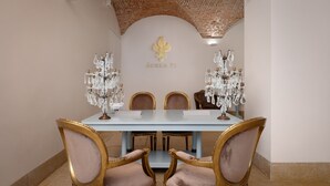 Lobby - Aurea Once Upon a House (Lisbon)