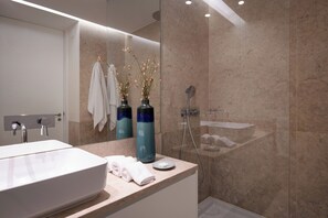 Classic-Apartment, 1 Schlafzimmer | Badezimmer | Dusche, kostenlose Toilettenartikel, Haartrockner, Handtücher