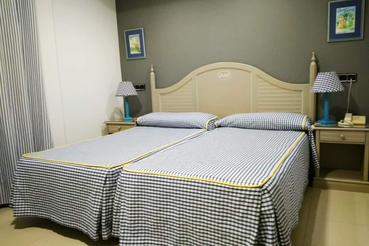 Double or Twin Room | Free WiFi, bed sheets