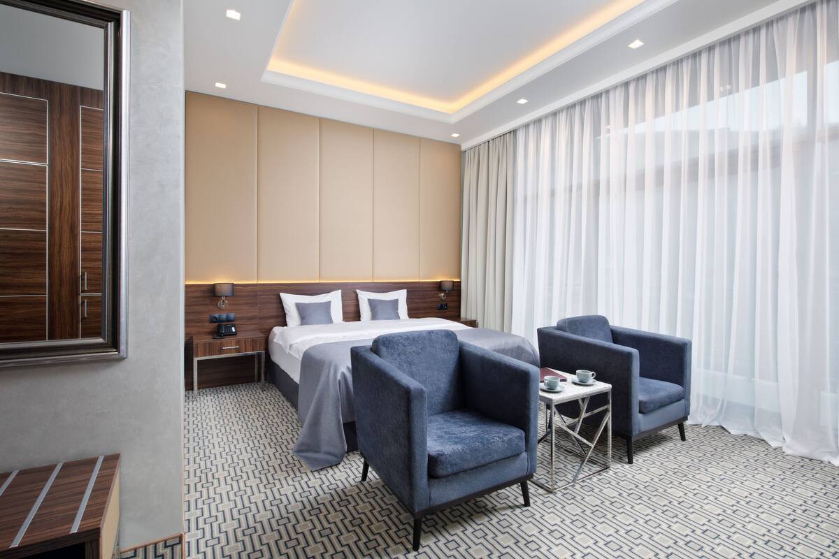 1 bilik tidur, peralatan tempat tidur premium, bar mini
