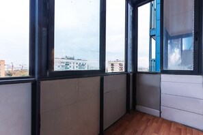 Studio | Balcony - Apartment Hanaka Skryabina 8 (Moscow)