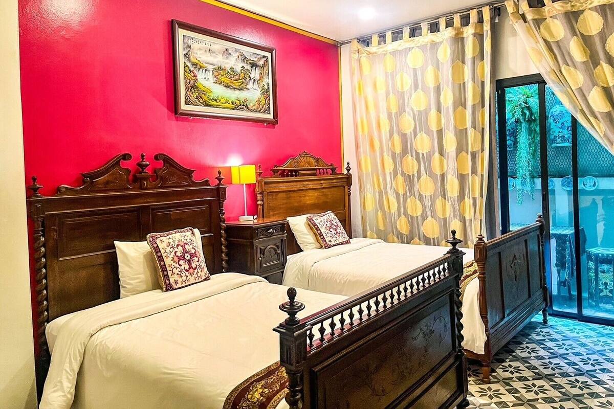 Deluxe Room , 2 Double Beds | Minibar dan didekorasi berbeda-beda